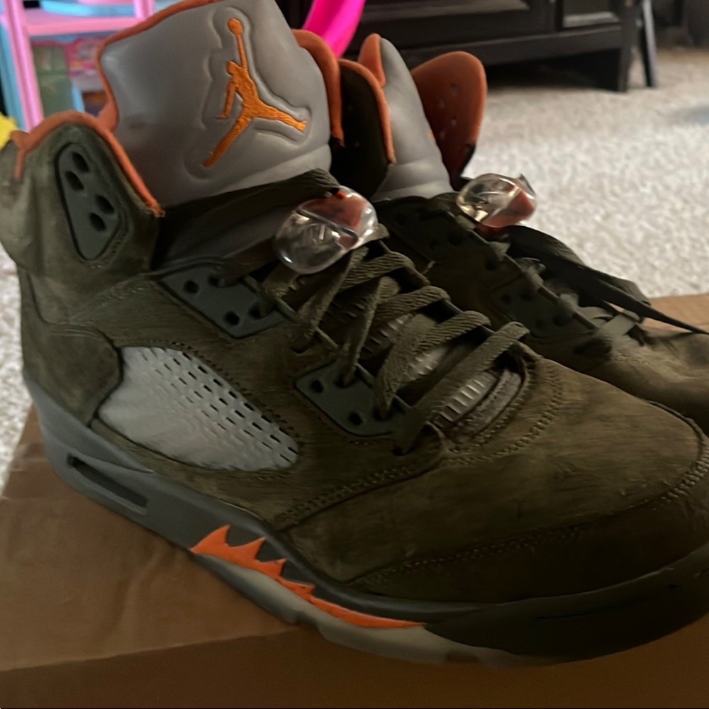 Jordan 5 retro Green and Orange